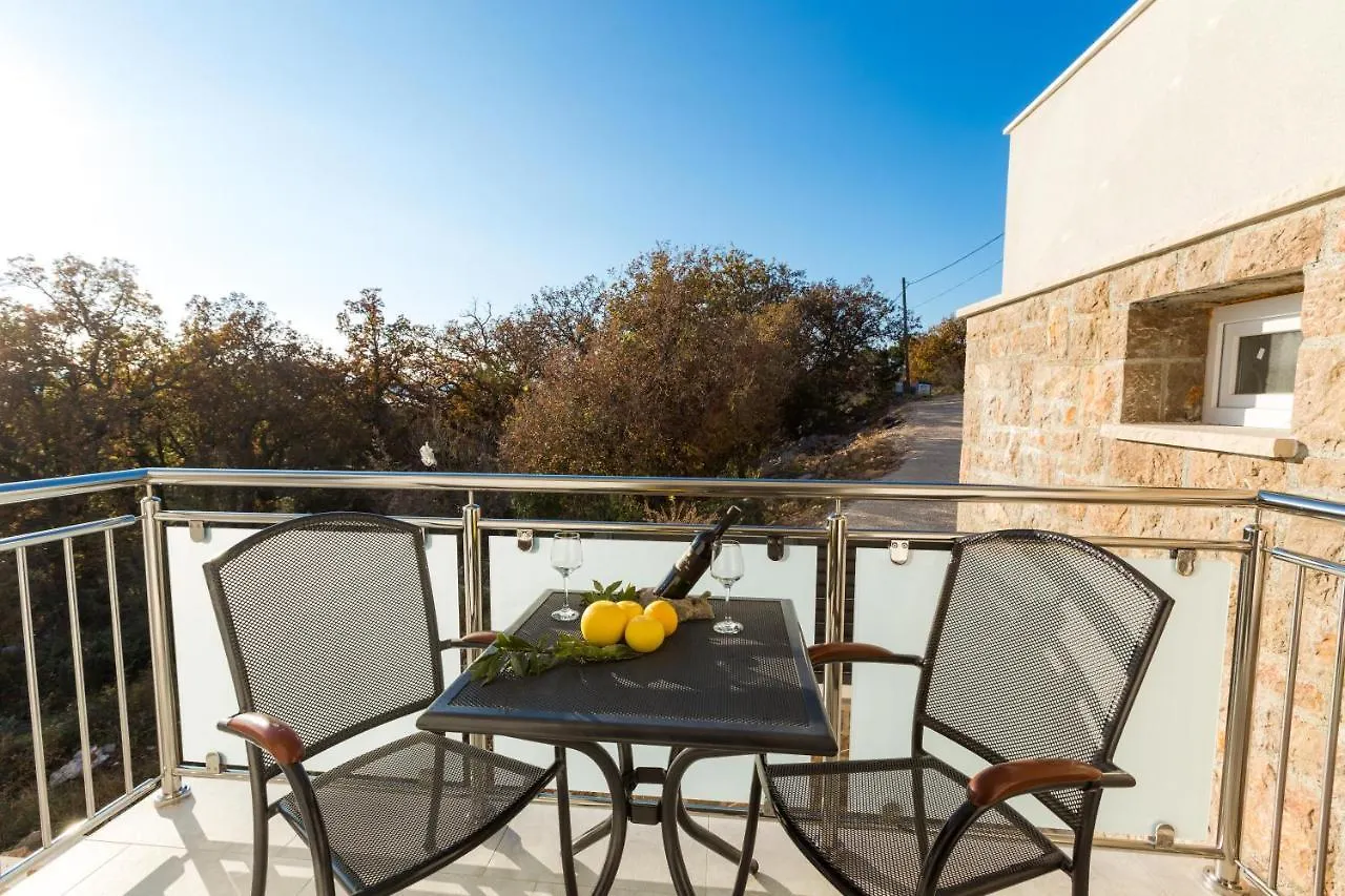 Apartmani Villa Paulo Starigrad Paklenica 0*,  Kroatië