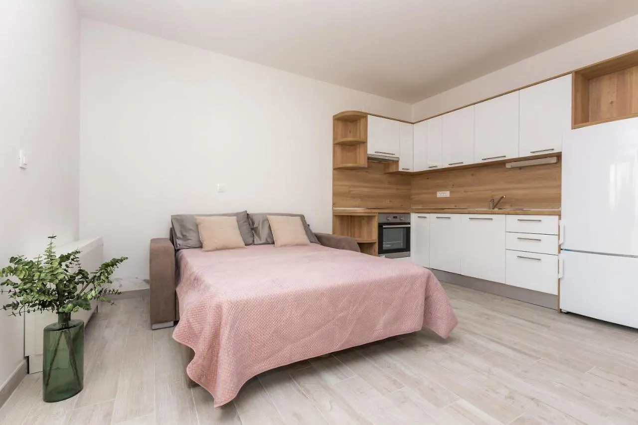 Apartmani Villa Paulo Starigrad Paklenica Appartement