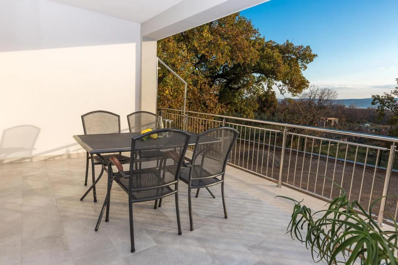 Appartement Apartmani Villa Paulo Starigrad Paklenica