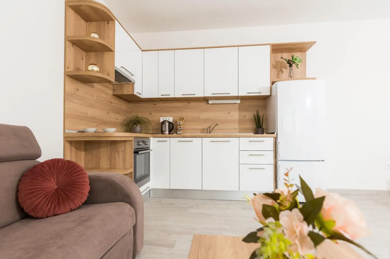 Appartement Apartmani Villa Paulo Starigrad Paklenica