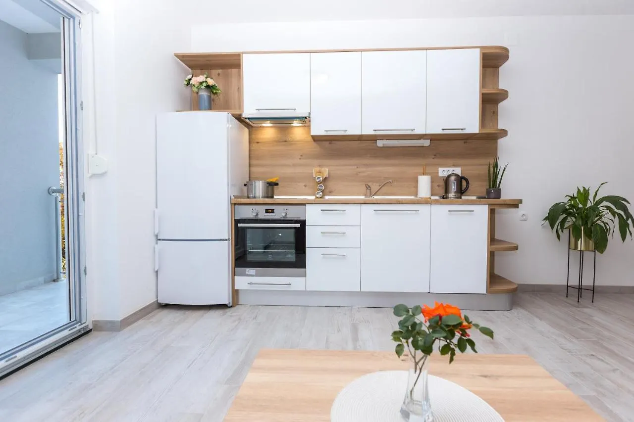 Apartmani Villa Paulo Starigrad Paklenica
