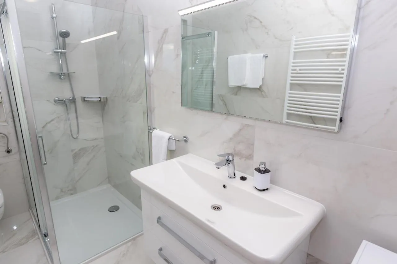 Apartmani Villa Paulo Starigrad Paklenica Apartment