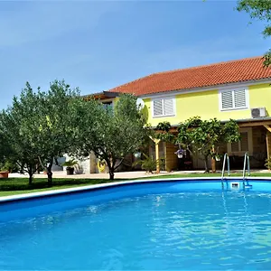 Appartement Luka Biograd -, Benkovac