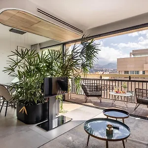 https://luxury-alhambra-penthouse-collection.es-andalucia.com